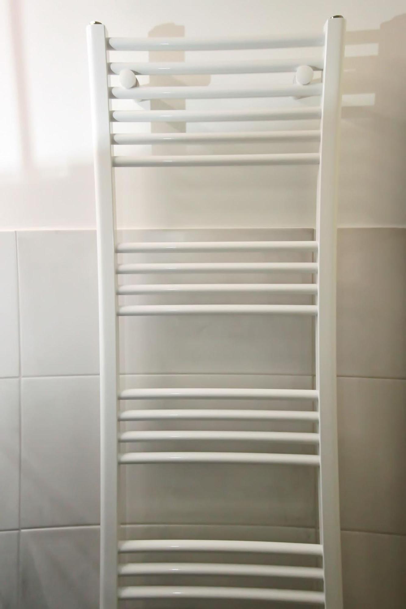 Apartment Mocker *
